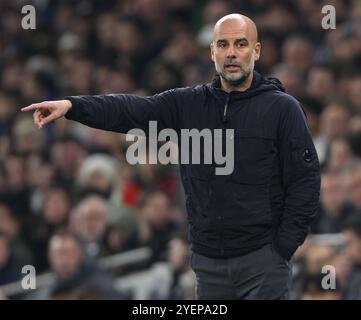 Londres, Royaume-Uni. 30 octobre 2024. Tottenham Hotspur v Manchester City - Carabao Cup - Tottenham Hotspur Stadium. Directeur municipal de Manchester, Pep Guardiola. Crédit photo : Mark pain / Alamy Live News Banque D'Images