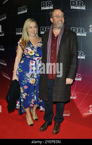 Victoria Coren Mitchell et David Mitchell à la soirée presse de la pièce de théâtre "Dr Strangelove", Noel Coward Theatre, St Martin's Lane, le mardi 29 octobre 2024 Banque D'Images