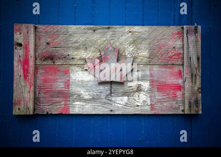 Interprétation en bois amoureuse du drapeau canadien Banque D'Images
