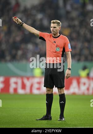 Arbitre arbitre Timo Gerach DFB Cup, Gesture Gesture PreZero Arena, Sinsheim, Bade-Wuerttemberg, Allemagne, Europe Banque D'Images