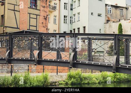 Bydgoszcz, Pologne août 2022. Vue de la ville d'architecture célèbre attraction touristique populaire destination de voyage Bydgoszcz près de la rivière Brda. Musées an Banque D'Images