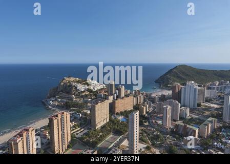 Vue aérienne de la ville de Benidorm, dans la province d'Alicante, Espagne, Europe Banque D'Images