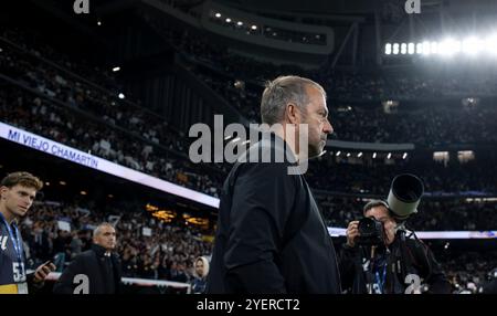 Madrid, 10/26/2024. Journée 11 de la Ligue a joué au stade Santiago Bernabeu entre le Real Madrid et Barcelone. Dans l'image, Flick. Photo : Ignacio Gil. ARCHDC. Crédit : album / Archivo ABC / Ignacio Gil Banque D'Images