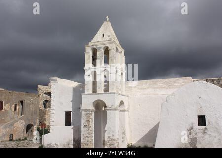 L'église à l'intérieur du château à Hora, Kythira, Grèce Banque D'Images