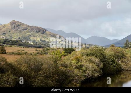 vallée de la maam vallée glaciaire avec la rivière joyce dans le pays de joyce, comté de galway, république d'irlande Banque D'Images