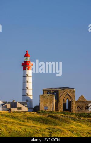 Phare de Saint-Mathieu, Pointe Saint-Mathieu à Plougonvelin, Finistère, France Banque D'Images