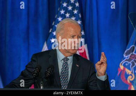 Philadelphie, États-Unis. 01 novembre 2024. Le président Biden prononce un discours sur le soutien historique de son administration aux syndicats à Philadelphie, en Pennsylvanie, le vendredi 1er novembre 2024. Photo de David Muse/UPI crédit : UPI/Alamy Live News Banque D'Images