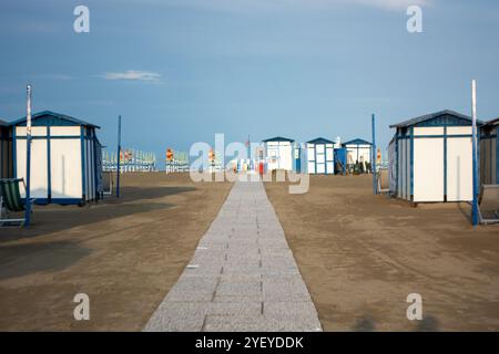 L'été à la plage Alberoni sur l'île de Lido dans la lagune de Venise. La célèbre plage du Lido à Venise, Italie. Banque D'Images