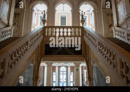 VENISE, ITALIE - 18 MARS 2023 : Palazzo Grassi ou Palazzo Grassi-Stucky, un espace d'exposition pour les contemporains Sty architectural classique vénitien Banque D'Images