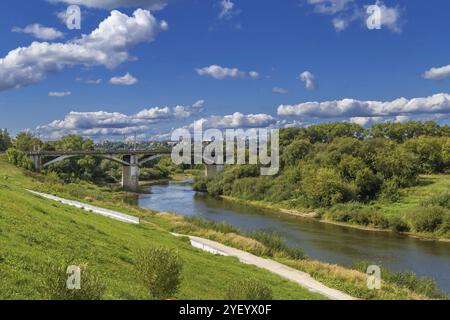 Paysage avec rivière Dniepr à Smolensk, Russie, Europe Banque D'Images