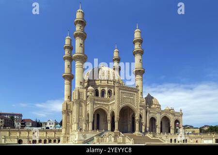 La mosquée Heydar est une mosquée azerbaïdjanaise située à Bakou, en Azerbaïdjan, en Asie Banque D'Images