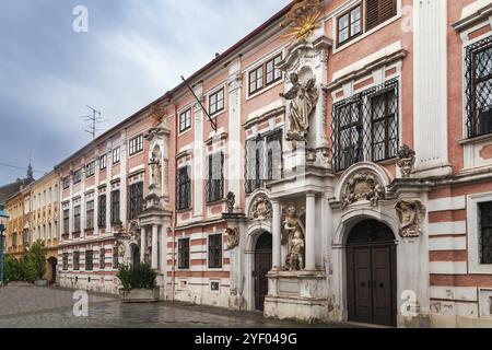 Institut de la Bienheureuse Vierge Marie dans le vieux centre-ville de Sankt Polten, Autriche, Europe Banque D'Images
