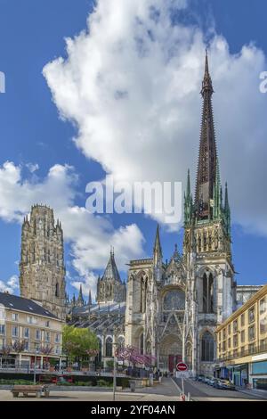 La cathédrale de Rouen est une cathédrale gothique catholique romaine à Rouen, Normandie, France, Europe Banque D'Images