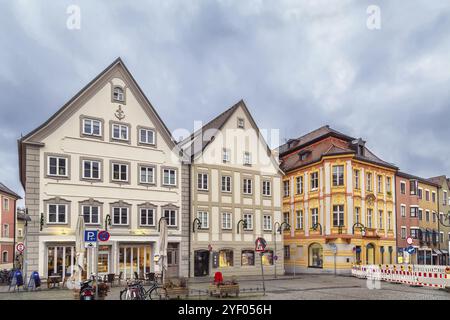 Rue i avec maisons historiques n Eichstatt, Allemagne, Europe Banque D'Images