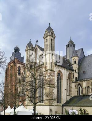 La cathédrale de Wetzlar est une grande église située dans la ville de Wetzlar, en Allemagne, en Europe Banque D'Images