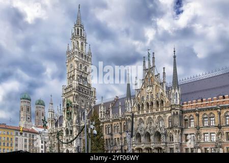 New Town Hall est un hôtel de ville situé dans la partie nord de Marienplatz à Munich, en Allemagne, en Europe Banque D'Images