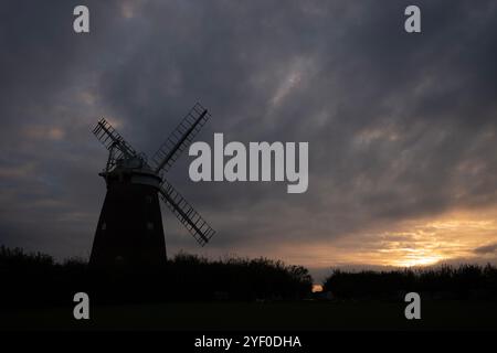 Thaxted Windmill Thaxted Essex UK septembre 2024 Thaxted Windmill également connu sous le nom de John Webb's Mill. Le moulin à vent a été construit en 1804 pour John Webb, un loca Banque D'Images