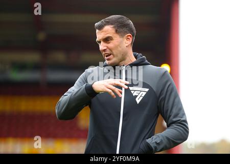 University of Bradford Stadium, Bradford, Angleterre - 2 novembre 2024 arbitre Craig Hicks - avant le match Bradford City v Aldershot, F.A. Cup 1er tour, 2024/25, University of Bradford Stadium, Bradford, Angleterre - 2 novembre 2024 crédit : Mathew Marsden/WhiteRosePhotos/Alamy Live News Banque D'Images