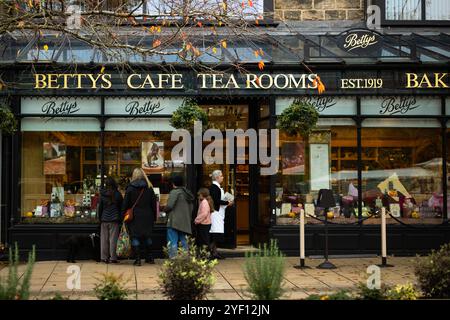 Bettys Cafe Tea Rooms, Ilkley, West Yorkshire, Angleterre Banque D'Images