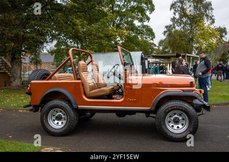 Jeep CJ-7, exposée au Bicester Heritage Scramble le 6 octobre 2024. Banque D'Images