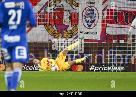 Salzbourg, Autriche. 02 novembre 2024. SALZBOURG, AUTRICHE - 2 NOVEMBRE : Alexander Schlager de Salzbourg lors du match de l'Admiral Bundesliga entre le FC Red Bull Salzburg et le GAK 1902 au Red Bull Arena le 2 novembre 2024 à Salzbourg, Autriche. 241102 SEPA 26 025 - 20241102 PD7654 crédit : APA-PictureDesk/Alamy Live News Banque D'Images