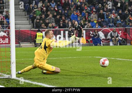 Salzbourg, Autriche. 02 novembre 2024. SALZBOURG, AUTRICHE - 2 NOVEMBRE : Alexander Schlager de Salzbourg lors du match de l'Admiral Bundesliga entre le FC Red Bull Salzburg et le GAK 1902 au Red Bull Arena le 2 novembre 2024 à Salzbourg, Autriche. 241102 SEPA 26 040 - 20241102 PD9483 crédit : APA-PictureDesk/Alamy Live News Banque D'Images