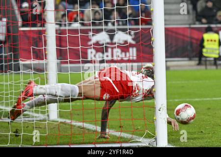 Salzbourg, Autriche. 02 novembre 2024. SALZBOURG, AUTRICHE - 2 NOVEMBRE : Kamil Piatkowski de Salzbourg lors du match de l'Admiral Bundesliga entre le FC Red Bull Salzburg et le GAK 1902 au Red Bull Arena le 2 novembre 2024 à Salzbourg, Autriche. 241102 SEPA 26 044 - 20241102 PD9477 crédit : APA-PictureDesk/Alamy Live News Banque D'Images