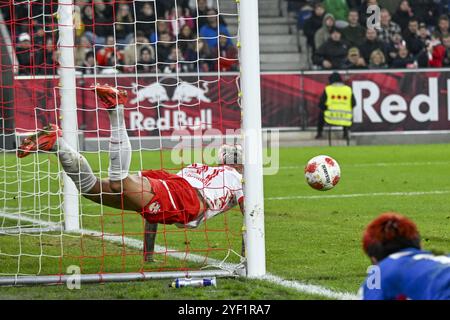 Salzbourg, Autriche. 02 novembre 2024. SALZBOURG, AUTRICHE - 2 NOVEMBRE : Kamil Piatkowski de Salzbourg lors du match de l'Admiral Bundesliga entre le FC Red Bull Salzburg et le GAK 1902 au Red Bull Arena le 2 novembre 2024 à Salzbourg, Autriche. 241102 SEPA 26 045 - 20241102 PD9475 crédit : APA-PictureDesk/Alamy Live News Banque D'Images