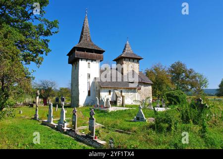 Biserica Arhanghelul Mihai, église médiévale dans le village de Gurasada, comté de Hunedoara, Transylvanie en Roumanie Banque D'Images