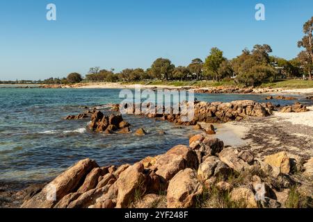 Côte rocheuse à Dunsborough, Australie occidentale, Australie Banque D'Images