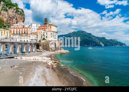 Atrani, Côte amalfitaine, Campanie, Italie, Europe. Banque D'Images