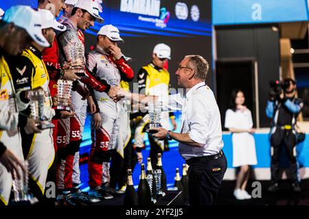 Podium aux 8 heures de Bahreïn 2024, 8ème manche du Championnat du monde d'Endurance FIA 2024, du 31 octobre au 2 novembre 2024 sur le circuit International de Bahreïn à Sakhir, Bahreïn - photo Charly Lopez / DPPI Banque D'Images