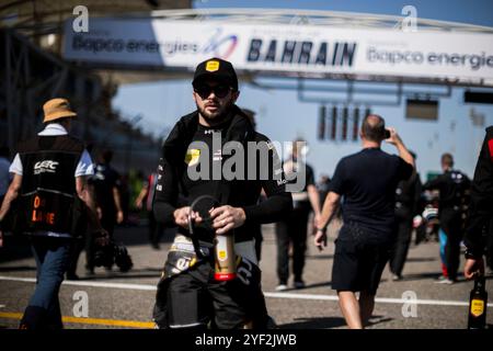 Grid Walk pendant les 8 heures de Bahreïn 2024, 8ème manche du Championnat du monde d'Endurance FIA 2024, du 31 octobre au 2 novembre 2024 sur le circuit International de Bahreïn à Sakhir, Bahreïn - photo Charly Lopez / DPPI Banque D'Images