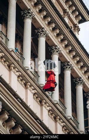 Turin, Italie - 2 octobre 2024 : tournage sur la façade de la mole Antonelliana dans le centre de Turin Banque D'Images