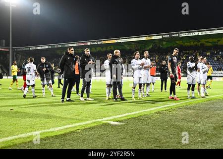 Sittard, pays-Bas. 02 novembre 2024. SITTARD, 02-11-2024, Fortuna Sittard Stadium, Eredivisie néerlandaise, saison de football 2024/2025. Fortuna Sittard - SC Heerenveen. Joueurs Heerenveen après le match Fortuna Sittard - SC Heerenveen crédit : Pro Shots/Alamy Live News Banque D'Images