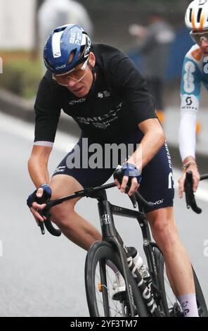 Saitama, Japon. 2 novembre 2024. Le cycliste britannique Christpher Froom of Israel-premier Tech se rend au Tour de France Saitama Criterium à Saitama, dans la banlieue de Tokyo, le samedi 2 novembre 2024. (Photo de Yoshio Tsunoda/AFLO) crédit : Aflo Co. Ltd./Alamy Live News Banque D'Images