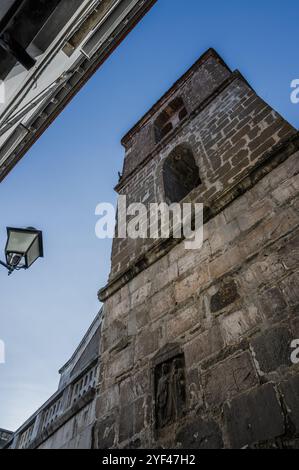 La cathédrale de San Clemente est le lieu de culte principal dans la ville de Teano, en Campanie, et le siège du diocèse de Teano-Calvi Banque D'Images