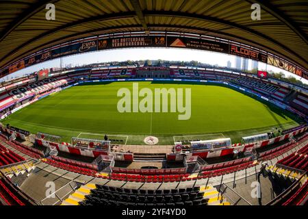 Rotterdam, pays-Bas. 03 Nov, 2024. ROTTERDAM, 03-11-2024, Stadium 'Het Kasteel', saison 2024/2025, Football, Eredivisie . Match entre Sparta et Utrecht . Vue d'ensemble crédit stade : Pro Shots/Alamy Live News Banque D'Images