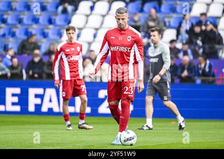 Genk, Belgique. 03 Nov, 2024. Toby Alderweireld d'Anvers photographié avant un match de football entre le KRC Genk et le Royal Antwerp FC, dimanche 03 novembre 2024 à Genk, le 13e jour de la saison 2024-2025 de la première division du championnat belge 'Jupiler Pro League'. BELGA PHOTO TOM GOYVAERTS crédit : Belga News Agency/Alamy Live News Banque D'Images