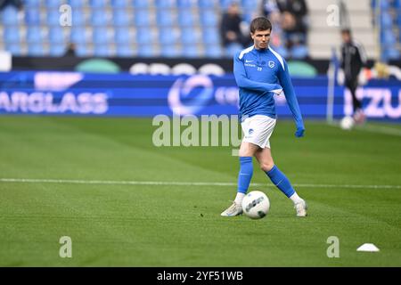 Genk, Belgique. 03 Nov, 2024. Jarne Steuckers de Genk photographié avant un match de football entre le KRC Genk et le Royal Antwerp FC, dimanche 03 novembre 2024 à Genk, le 13e jour de la saison 2024-2025 de la première division du championnat belge 'Jupiler Pro League'. BELGA PHOTO JOHAN Eyckens crédit : Belga News Agency/Alamy Live News Banque D'Images