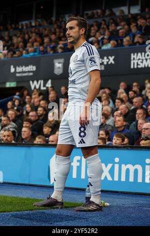 Ipswich, Royaume-Uni. 02 novembre 2024. Harry Winks, milieu de terrain de Leicester City, lors du match Ipswich Town FC contre Leicester City FC English premier League à Portman Road, Ipswich, Angleterre, Royaume-Uni le 2 novembre 2024 Credit : Every second Media/Alamy Live News Banque D'Images