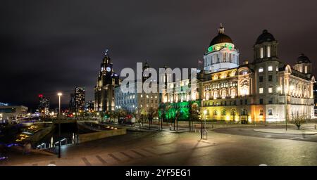 The Three Graces, Liver Building, Cunard Building et Port of Liverpool Building, Pier Head, Liverpool, Royaume-Uni Banque D'Images