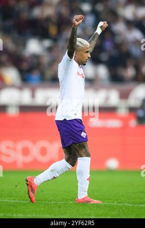 Turin, Italie. 3 novembre 2024. Dodo de l'ACF Fiorentina célèbre lors de la Serie A match de football entre Torino FC et ACF Fiorentina. Crédit : Nicolò Campo/Alamy Live News Banque D'Images