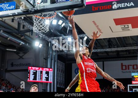 Ronaldo Segu (Bamberg Baskets, #10), Bamberg Baskets v. ALBA Berlin, Basketball, easyCredit BBL, 7. Spieltag, 03.11.2024 Foto : Eibner-Pressefoto/Guener Santemiz Banque D'Images