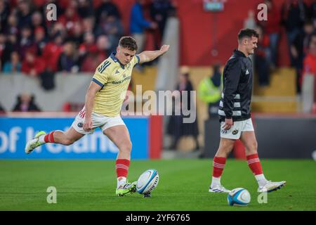 2 novembre 2024, Thomond Park, Limerick, Irlande - action de Munster Rugby vs All Blacks XV. Banque D'Images