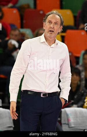 Lorenzo Bernardi entraîneur-chef (Igor Novara) lors du match il Bisonte Firenze vs Igor Gorgonzola Novara, Volleyball Italien Serie A1 féminin à Florence, Italie, le 03 novembre 2024 Banque D'Images