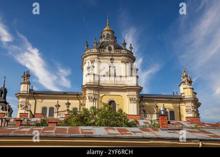 Cathédrale Georges à Lviv, Ukraine. La cathédrale Georges ou cathédrale de Yuri est une cathédrale rococo baroque située dans la ville de Lviv, le hist Banque D'Images