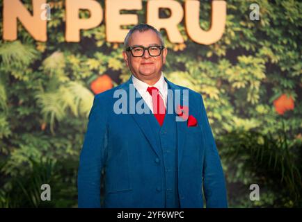 Londres, Angleterre - 3 novembre : Hugh Bonneville assiste à la première mondiale de Paddington OIN Peru à Leicester Square le 3 novembre 2024 à Londres, Angleterre (crédit : LounisPhotography / Alamy Live News) Banque D'Images