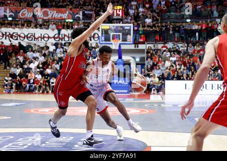 Trieste, Italie. 03 Nov, 2024. Openjobmetis Varese's Jaylen Hands in action pendant le match Pallacanestro Trieste - Openjobmetis Varese match de la saison régulière Lega basket Serie A 2024/2025 - Round 6 à Trieste (Italie), 3 novembre 2024 (photo Gilardi/Ciamillo/LaPresse) crédit : LaPresse/Alamy Live News Banque D'Images