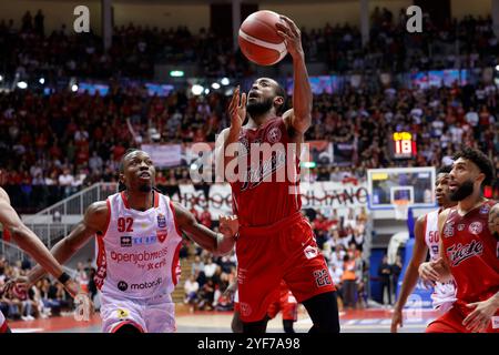 Trieste, Italie. 03 Nov, 2024. Markel Brown de Pallacanestro Trieste en action pendant le match Pallacanestro Trieste - Openjobmetis Varese match de la saison régulière Lega basket Serie A 2024/2025 - Round 6 à Trieste (Italie), 3 novembre 2024 (photo Gilardi/Ciamillo/LaPresse) crédit : LaPresse/Alamy Live News Banque D'Images